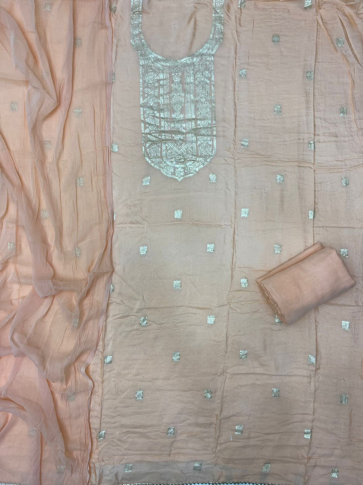 Dola Silk