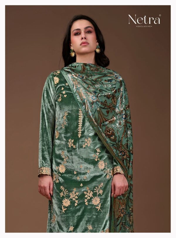 2025/10/296796.jpg Netra Shiraz